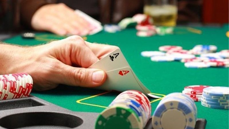 Mẹo Né Bài Chết Khi Chơi Xì Dách Kubet - Cao Thủ Ít Lộ